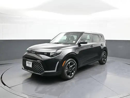 2023 Kia Soul EX FWD photo