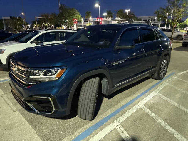 2023 Volkswagen Atlas Cross Sport 3.6L V6 SEL Premium R-Line AWD photo