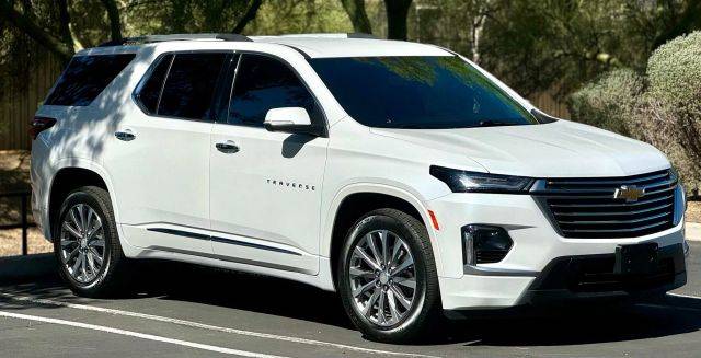 2023 Chevrolet Traverse Premier FWD photo