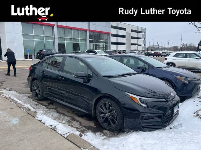 2023 Toyota Corolla SE FWD photo