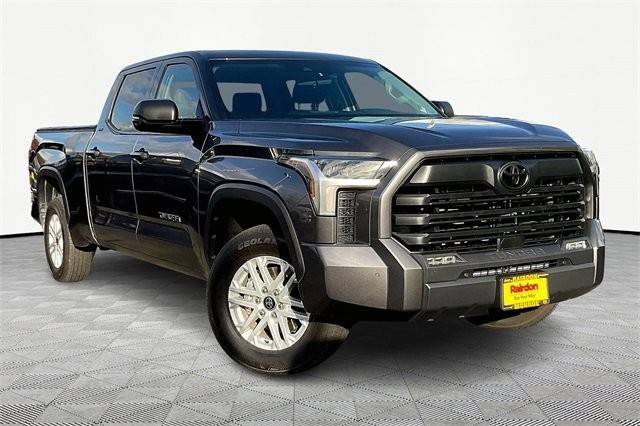 2023 Toyota Tundra SR5 4WD photo