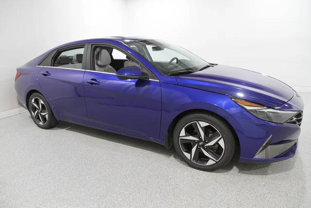 2023 Hyundai Elantra Limited FWD photo