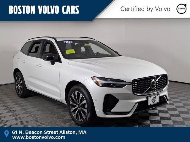 2023 Volvo XC60 Plus Dark Theme AWD photo