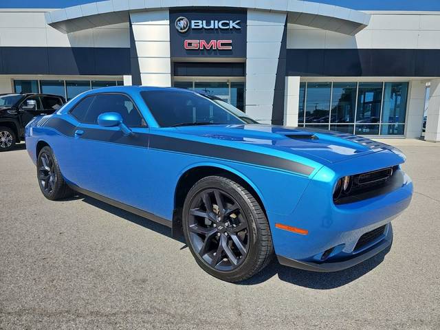 2023 Dodge Challenger SXT RWD photo