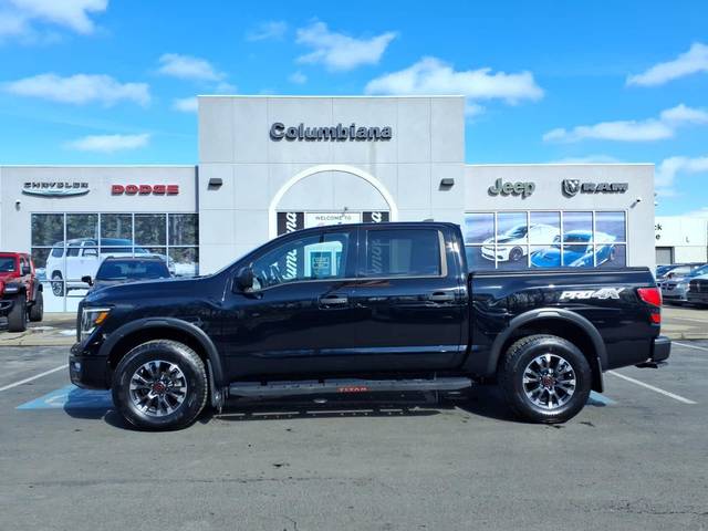 2023 Nissan Titan PRO-4X 4WD photo