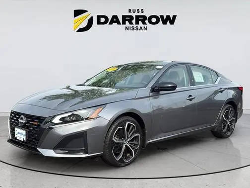 2023 Nissan Altima 2.5 SR AWD photo