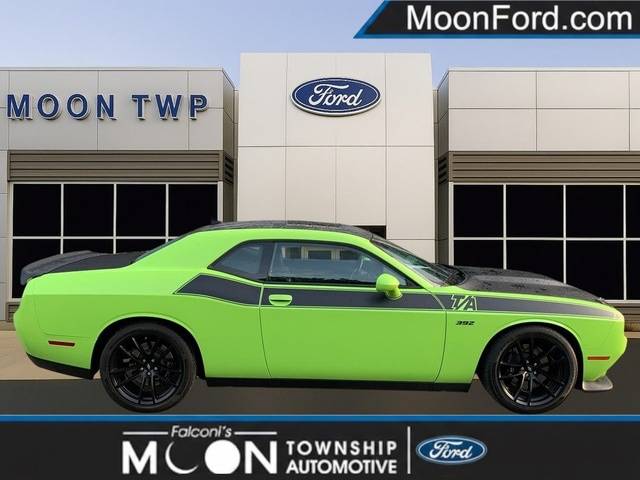 2023 Dodge Challenger R/T Scat Pack RWD photo