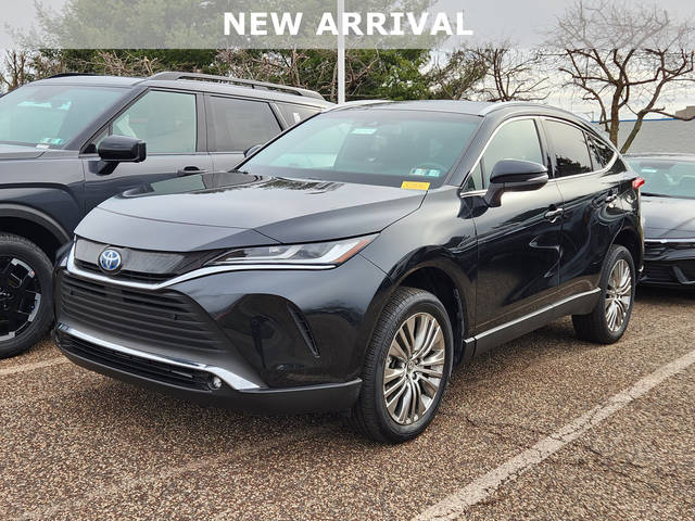 2023 Toyota Venza XLE AWD photo