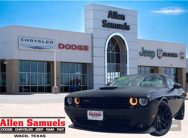 2023 Dodge Challenger R/T Scat Pack RWD photo