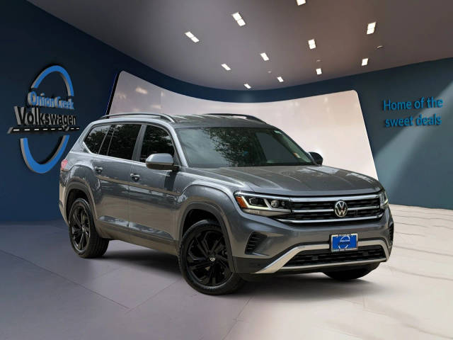 2023 Volkswagen Atlas 2.0T SE w/Technology FWD photo
