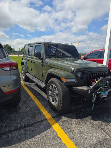 2023 Jeep Wrangler Unlimited Sahara 4WD photo