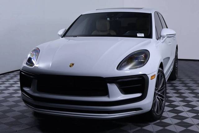 2023 Porsche Macan S AWD photo
