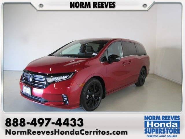 2023 Honda Odyssey Sport FWD photo
