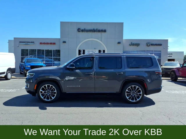 2023 Jeep Wagoneer Series III 4WD photo
