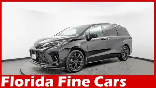 2022 Toyota Sienna XSE FWD photo