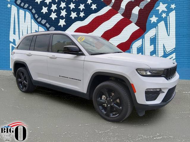 2023 Jeep Grand Cherokee Limited 4WD photo