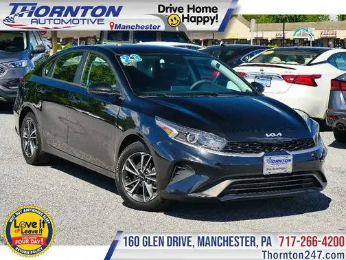 2023 Kia Forte LXS FWD photo