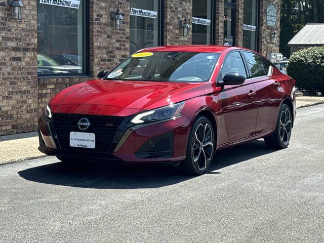 2023 Nissan Altima 2.5 SR AWD photo