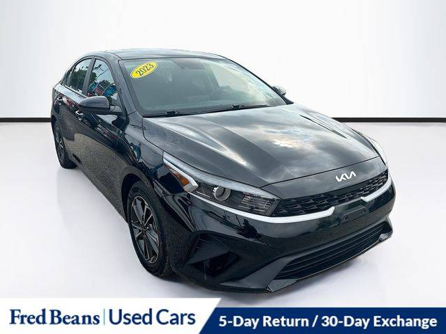 2023 Kia Forte LXS FWD photo