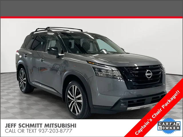 2023 Nissan Pathfinder Platinum 4WD photo