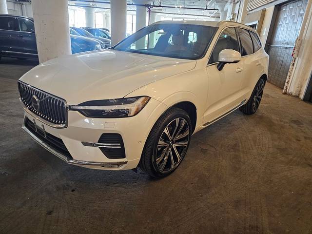 2023 Volvo XC60 Ultimate Bright Theme AWD photo