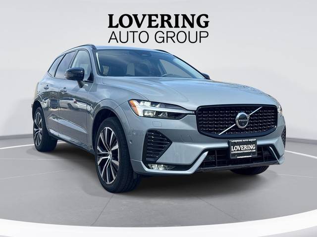 2023 Volvo XC60 Plus Dark Theme AWD photo