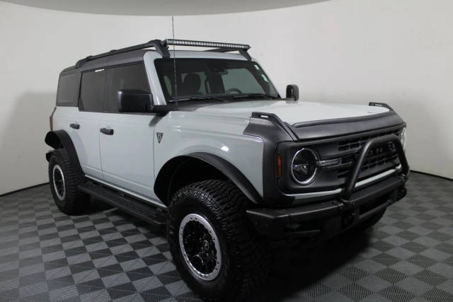 2023 Ford Bronco 4 Door Base 4WD photo