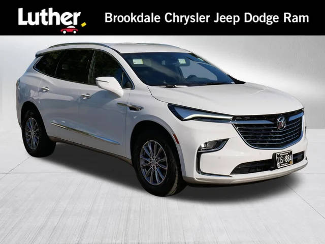 2023 Buick Enclave Essence AWD photo