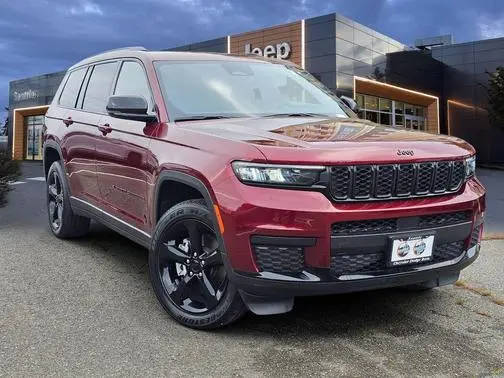 2023 Jeep Grand Cherokee L Altitude 4WD photo