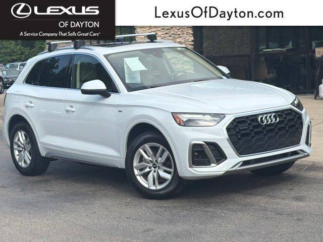 2023 Audi Q5 S line Premium AWD photo