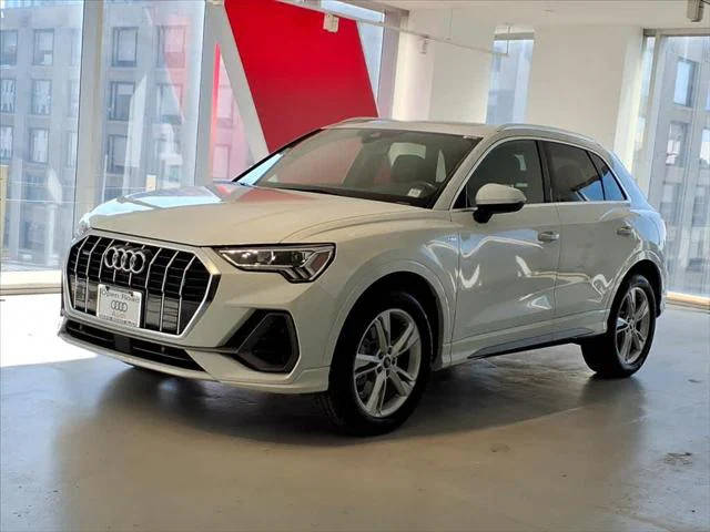 2023 Audi Q3 S line Premium Plus AWD photo