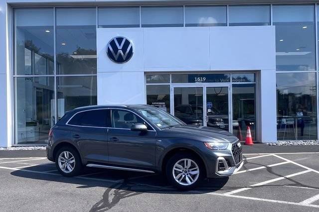 2023 Audi Q5 S line Premium AWD photo