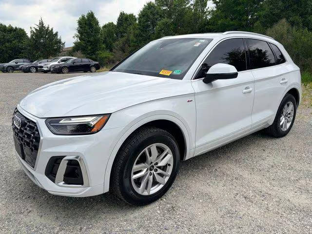 2023 Audi Q5 S line Premium AWD photo