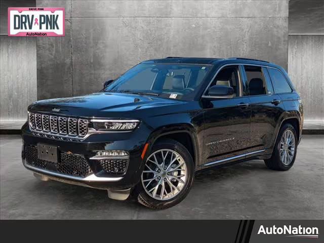 2023 Jeep Grand Cherokee Summit 4WD photo