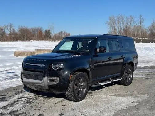 2023 Land Rover Defender 130 SE 4WD photo