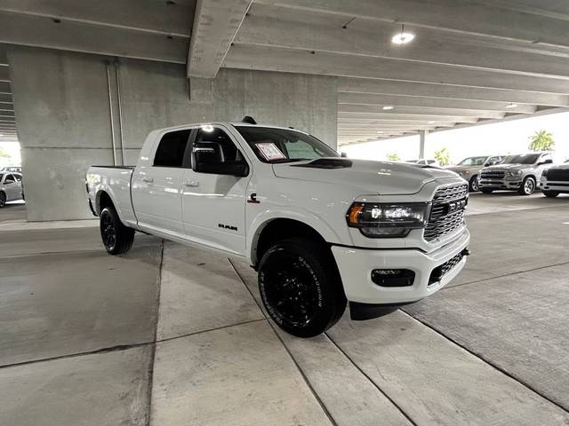 2023 Ram 2500 Limited 4WD photo