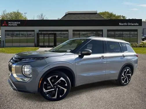 2023 Mitsubishi Outlander SEL FWD photo