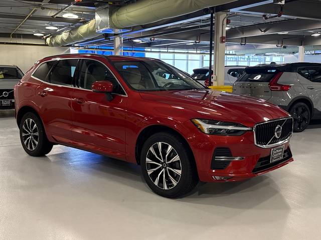 2023 Volvo XC60 Core AWD photo