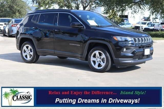 2023 Jeep Compass Latitude 4WD photo