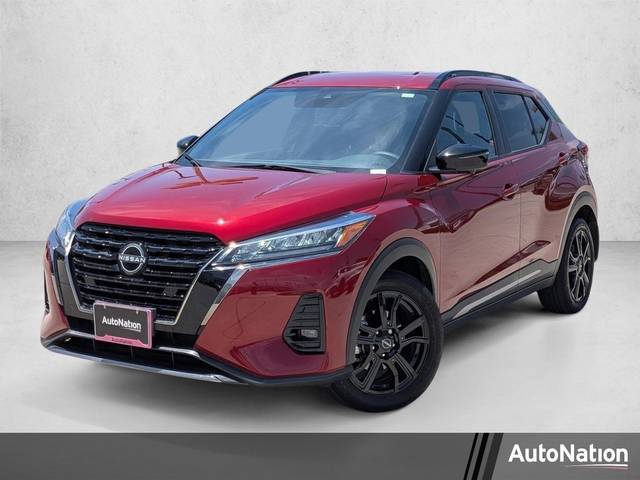 2023 Nissan Kicks SR FWD photo