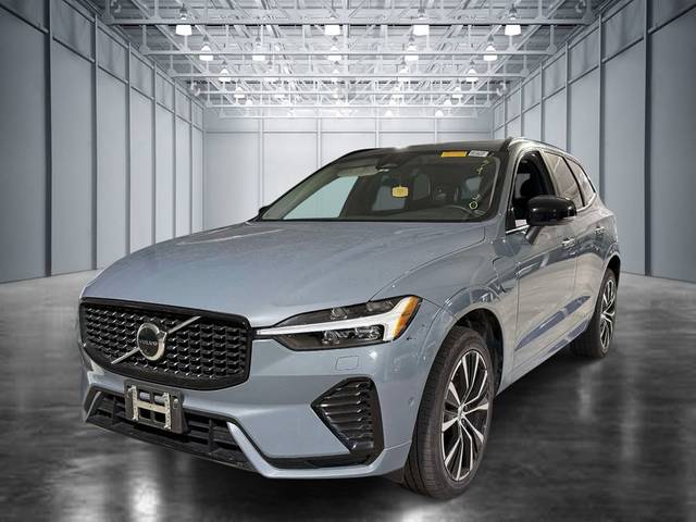 2023 Volvo XC60 Recharge Plus Dark Theme AWD photo