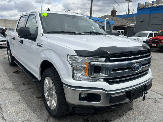 2019 Ford F-150 XLT 4WD photo