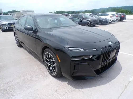 2023 BMW 7 Series 760i xDrive AWD photo