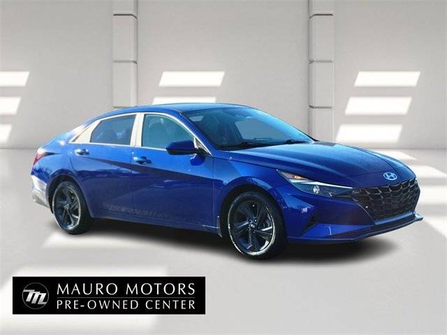 2023 Hyundai Elantra SEL FWD photo