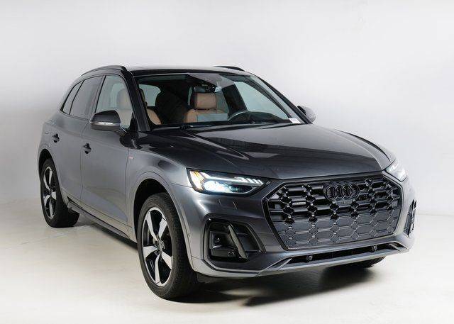 2023 Audi Q5 S line Prestige AWD photo