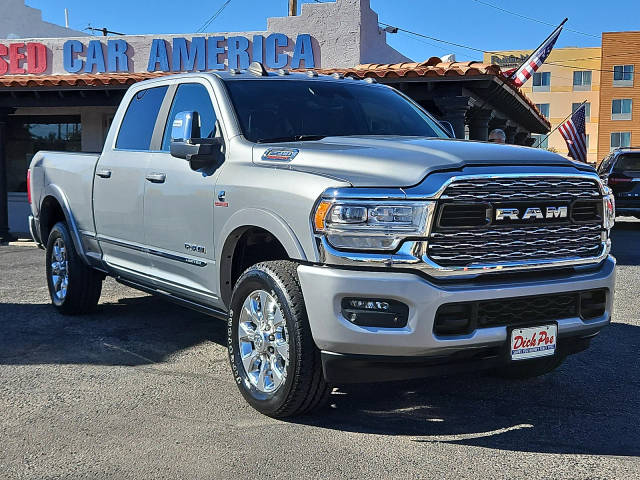 2023 Ram 2500 Limited 4WD photo