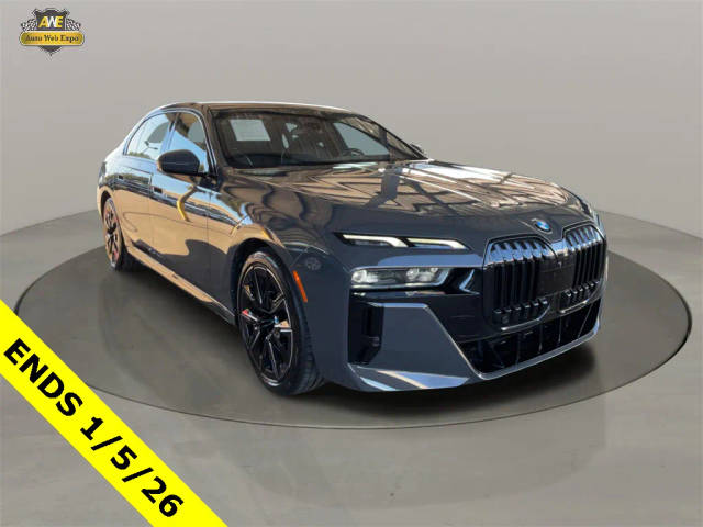 2023 BMW 7 Series 740i RWD photo