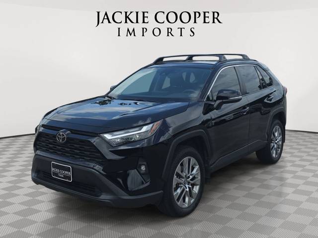 2023 Toyota RAV4 XLE Premium FWD photo