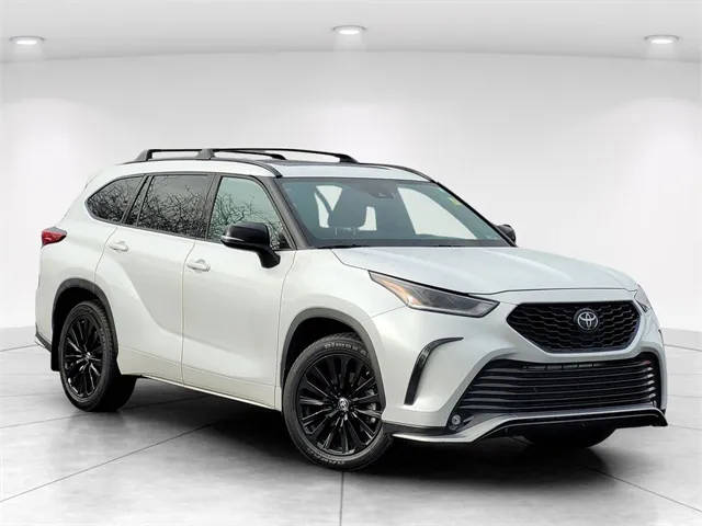 2023 Toyota Highlander XSE AWD photo