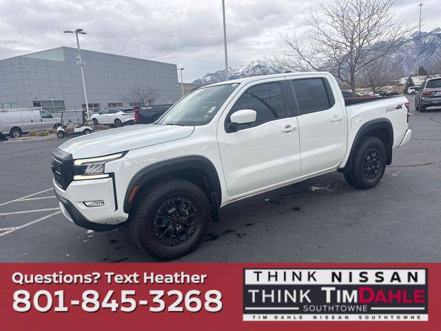2023 Nissan Frontier PRO-4X 4WD photo